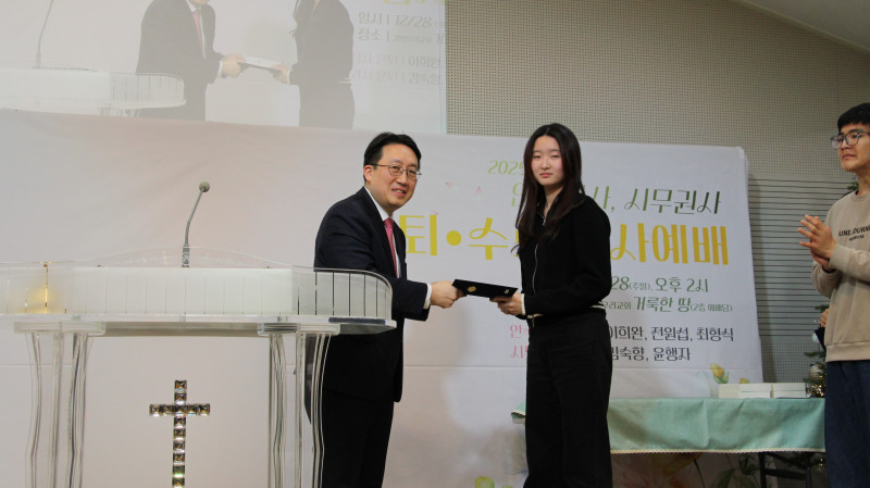 1096f05a39f5f9ab0c778687bf8bcf6b_1766921